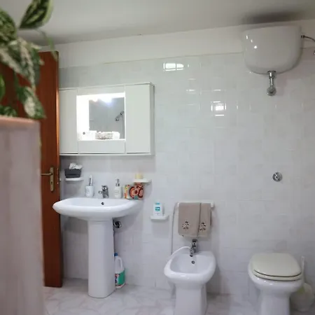 別荘 A Casa Di Ada クトロフィアーノ