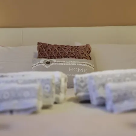 A Casa Di Ada クトロフィアーノ