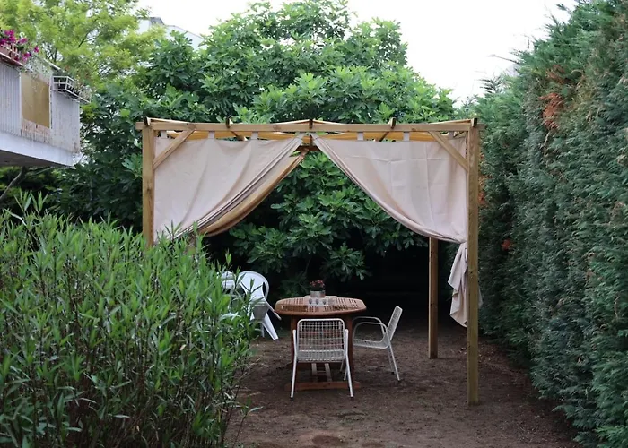 A Casa Di Ada بيت للعطل *